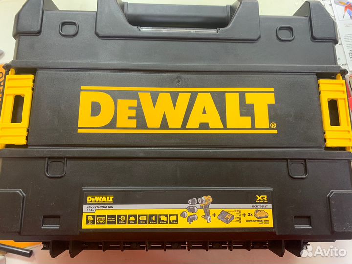 Шуруповерт dewalt DCD703L2T с наб. из 4-х насадок