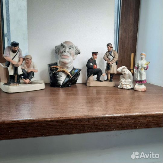 Фарфоровые статуэтки