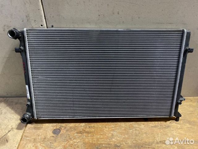 Радиатор двс Volkswagen Passat 3C5 BVY 2005-2010