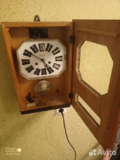 Часы янтарь с боем