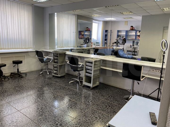 2-к. квартира, 58,2 м², 1/5 эт.