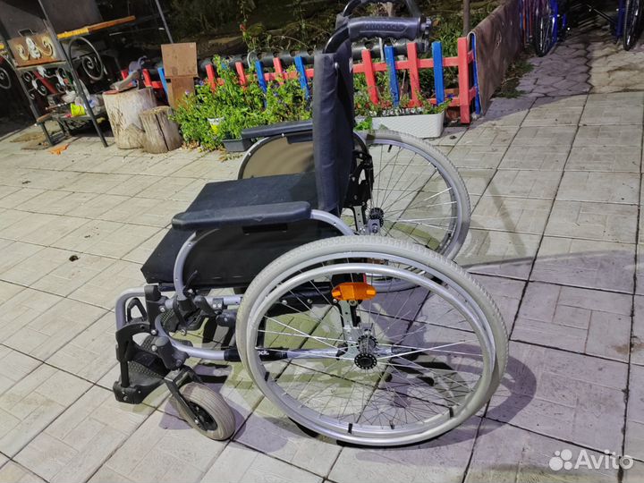 Коляска инвалидная