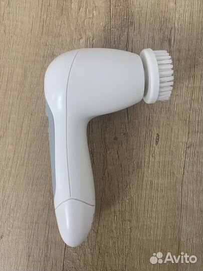 Массажер лица braun