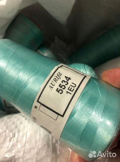 Нитка вышивальная