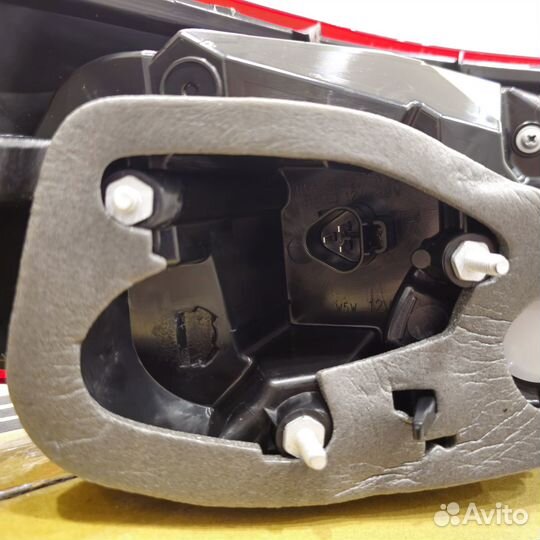 Задний фонарь мазда 6