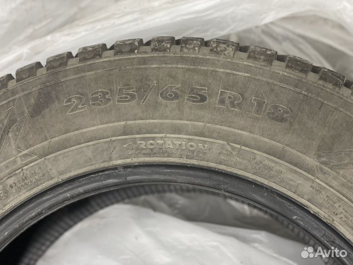 Nokian Tyres Nordman 8 SUV 235/65 R18 102T