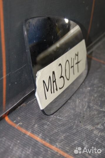 Стекло зеркала правого - Renault Duster