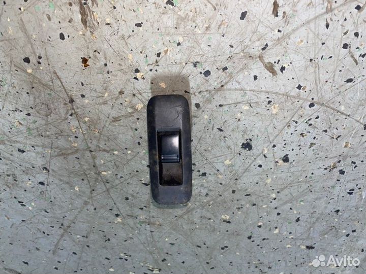 Кнопка стеклоподъёмника Nissan Primera P12 лифтбек