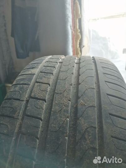 Pirelli Cinturato P7 235/45 R18 98Y