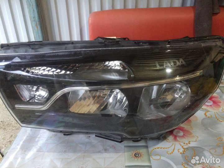 Фара левая LADA Vesta 2018