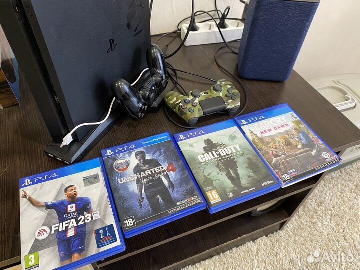 Продам sony ps4