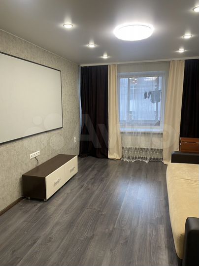 2-к. квартира, 58 м², 5/6 эт.