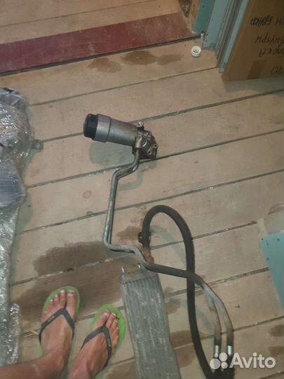 Масляный радиатор трубки на мерседес 140