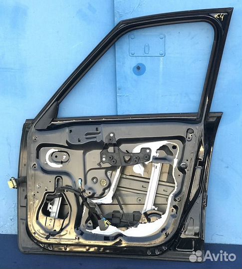 Ситроен С4 Пикассо Дверь передняя Прав
