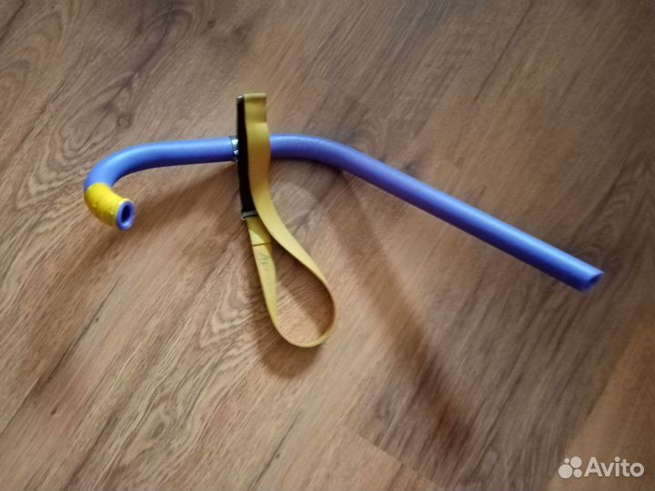 Спортивный инвентарь для тренировок по плаванию