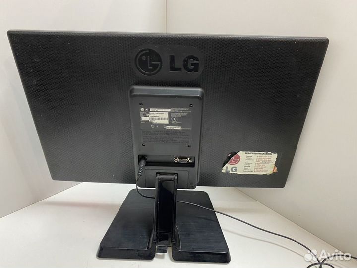 Мониторы LG Flatron E1942C