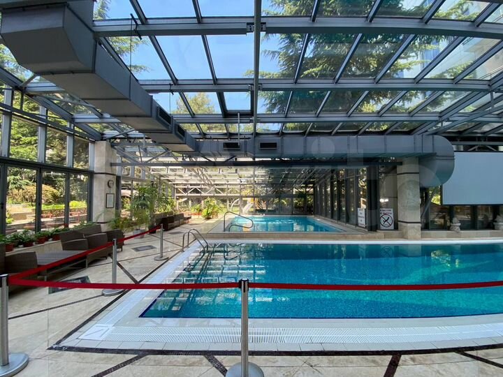 3-к. апартаменты, 126 м², 1/9 эт.