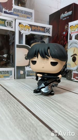 Фигурка Уэнздей Funko Pop
