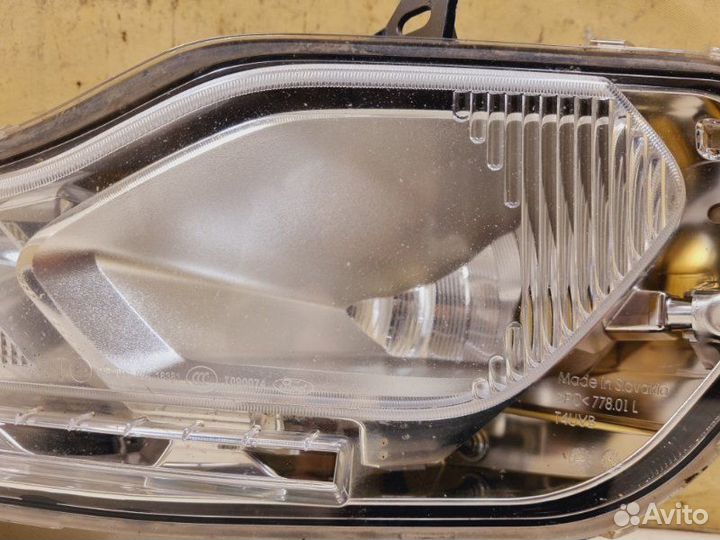 Фара противотуманная передняя левая Ford Kuga 2