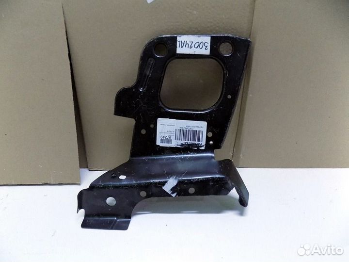 Передняя панель Телевизор Опель Астра J g 2010-нв