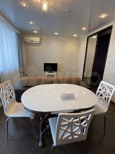 1-к. квартира, 42 м², 18/18 эт.