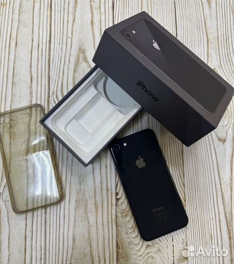 iPhone 8 64gb