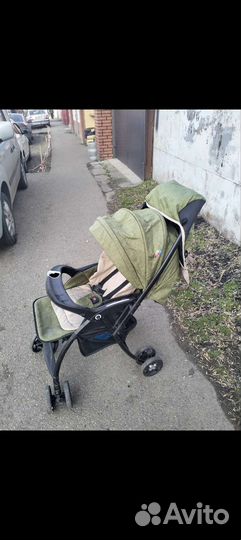 Прогулочная коляска