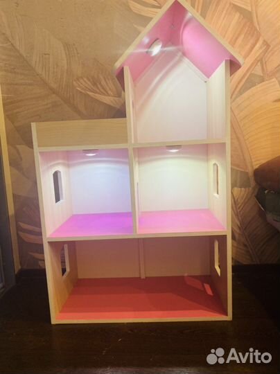 Домик кукольный