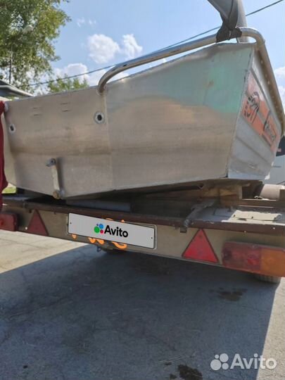 Прицеп универсальный можно возить технику Баз 8142