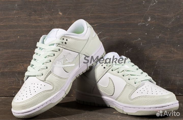 Nike SB Dunk Low