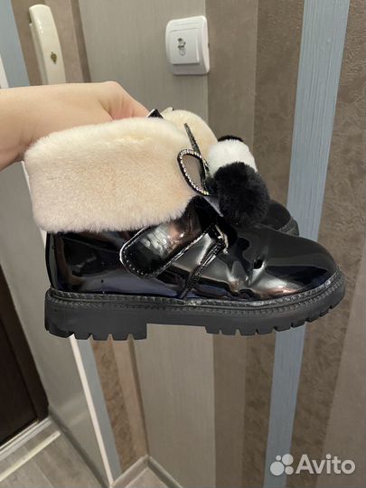 Ботинки зимние для девочки 35р