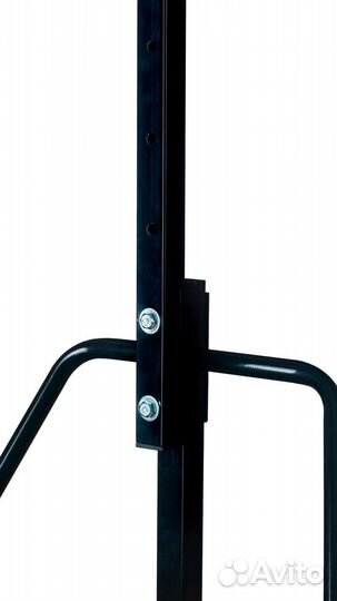 Напольная стойка для боксерского мешка кронштейн