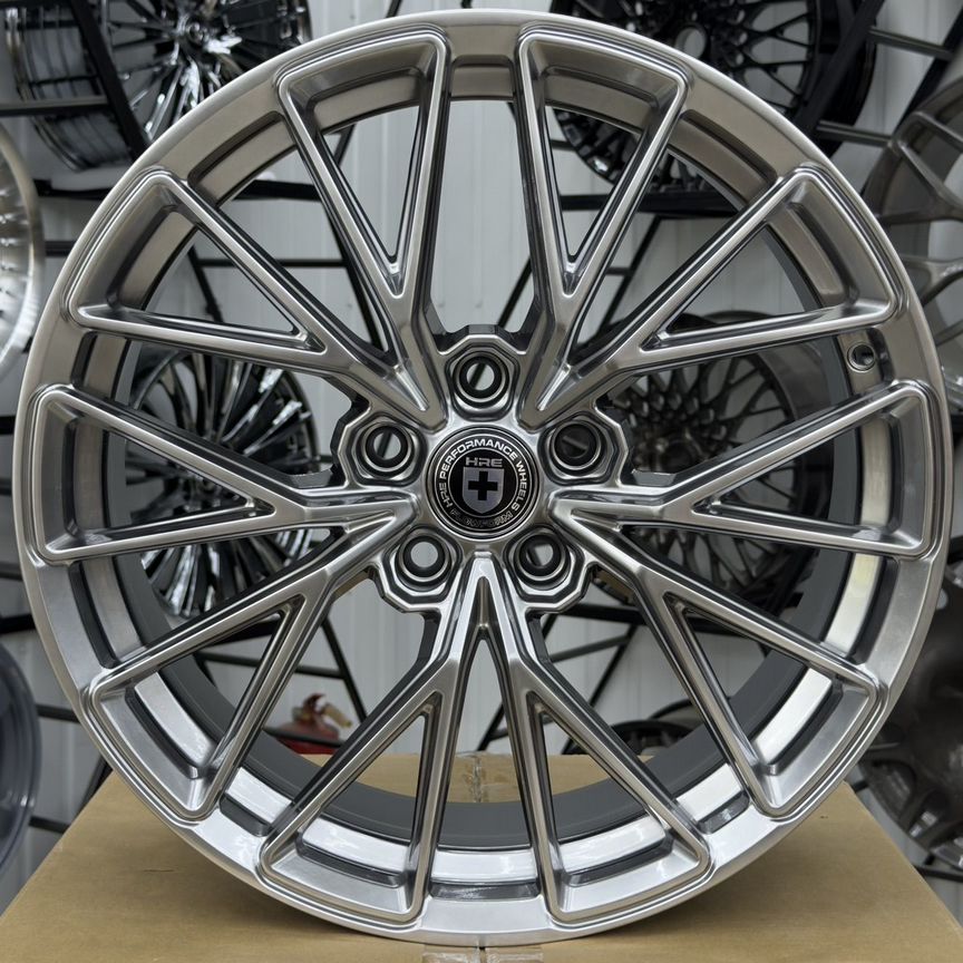 Литые диски Powcan 8×R18 5×112