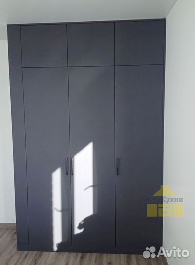 Шкаф для одежды