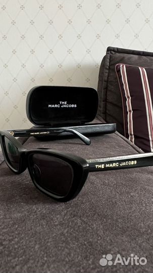 Солнцезащитные очки marc jacobs