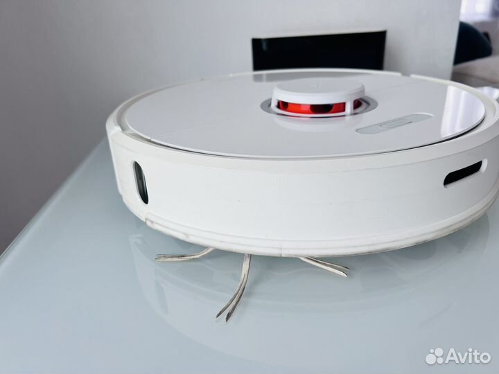 Робот-пылесос Xiaomi Mi Roborock S6 белый