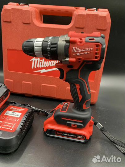 Новый дрель-шуруповерт Milwaukee 36V