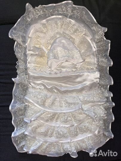 Продам весенне-летний конверт на выписку + чепчик