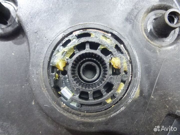 Стеклоподъемник передний правый Volkswagen Golf