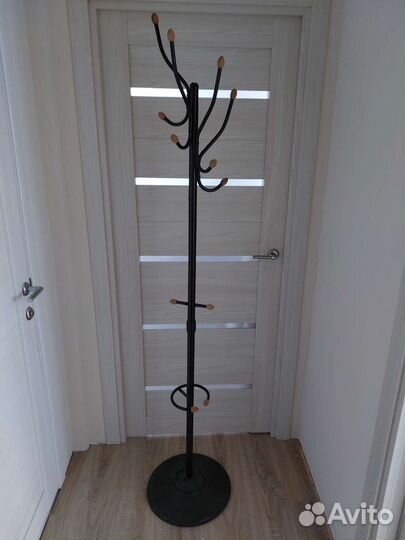 Вешалка напольная