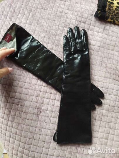 Перчатки