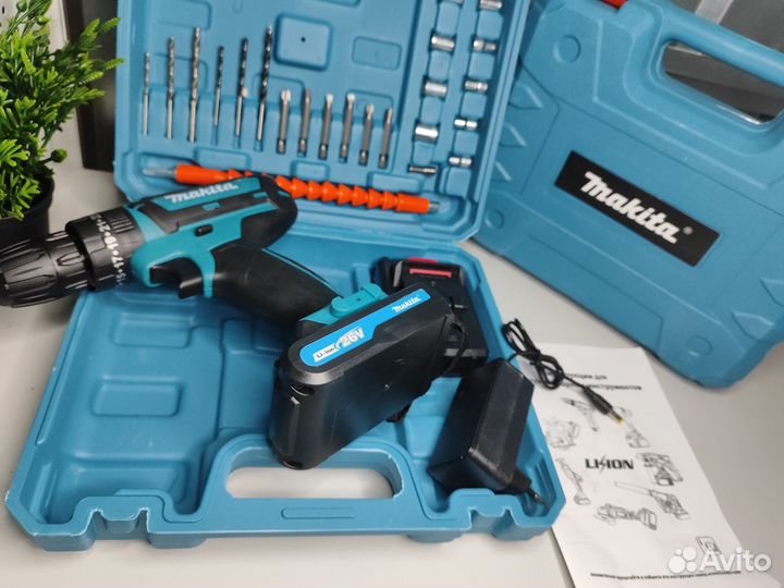 Шуруповерт makita новый