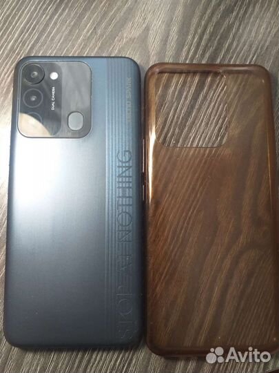 Телефон techno spark 8c