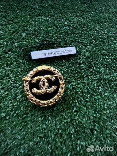 Брошь chanel