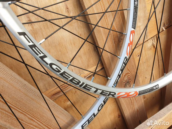 Колеса 29 дисковые тормоза трещетка, обода серебро