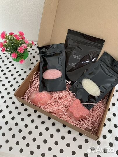 Подарочный бокс