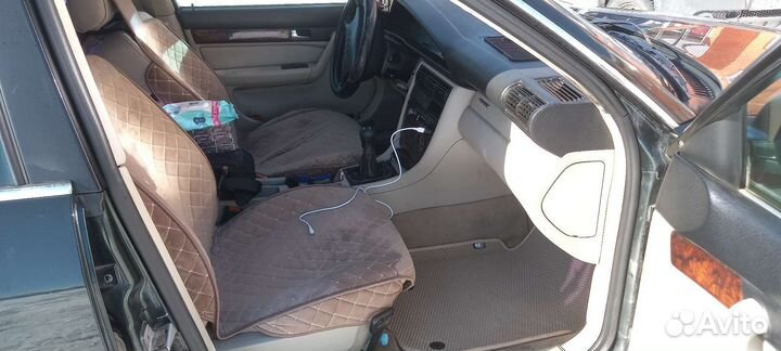 Audi A6 2.6 МТ, 1995, 330 000 км