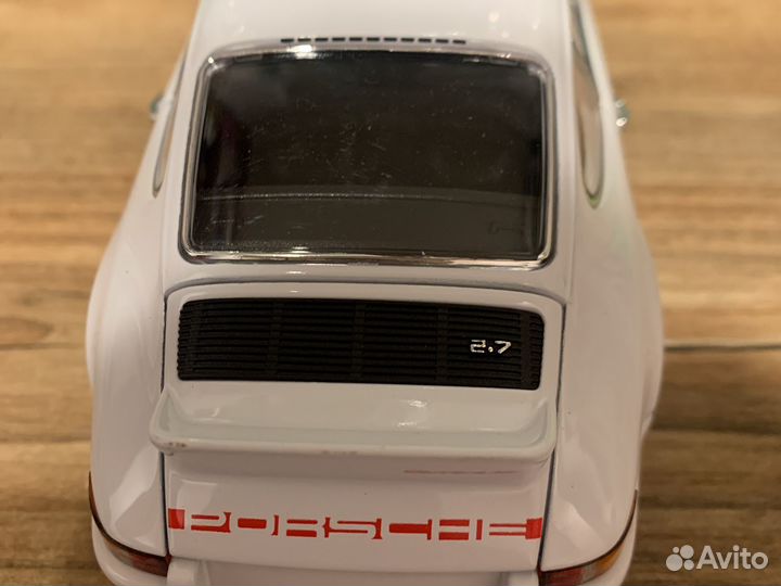 1/24 Porsche 911 carrera RS 2.7