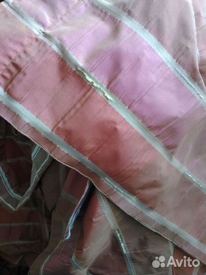 Штора,в наличии 2 штуки
