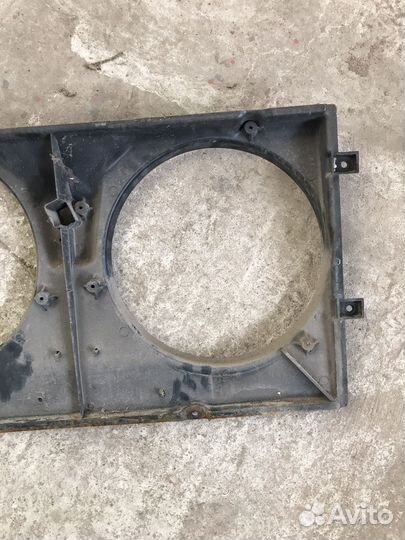 Диффузор вентилятора Volkswagen T4 (5429)